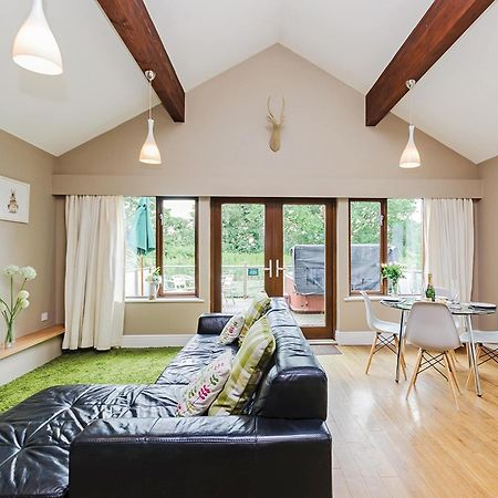 Oakwood Lodges Skipwith Exterior photo